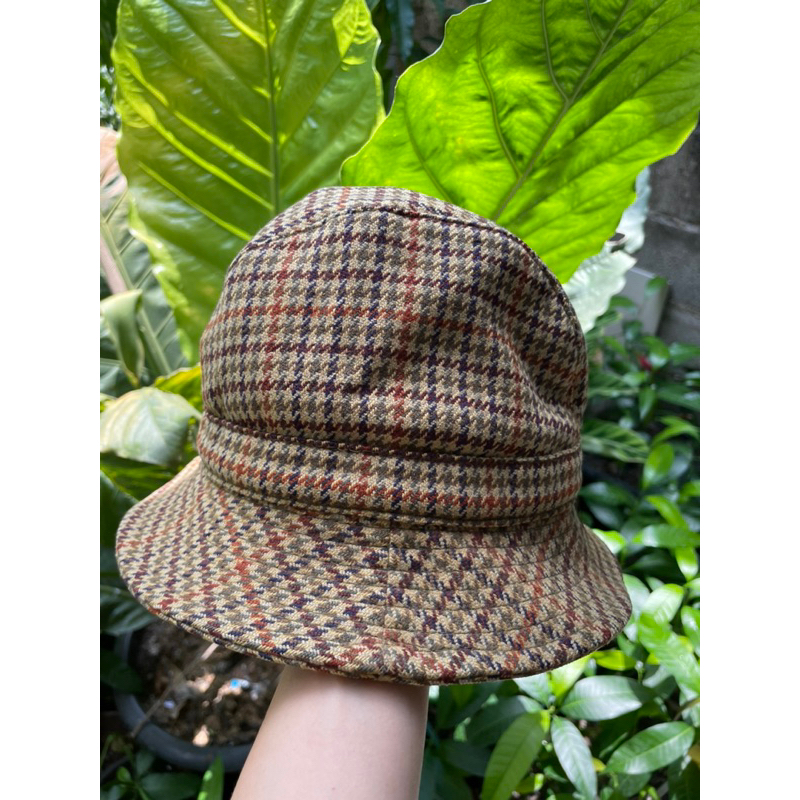 vintage-burberry-original-bucket-hat-wool-made-in-england