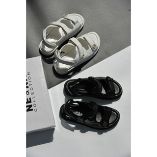 ภาพขนาดย่อของภาพหน้าปกสินค้ารองเท้าเเฟชั่นผู้หญิงเเบบเเตะรัดส้นเท้า No. A07 NE&NA Collection Shoes จากร้าน nena_official_store บน Shopee ภาพที่ 4