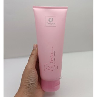 Designer R serise Hand & Body Lotion ดีไซน์เนอร์ อาร์ ซีรีย์ แฮนด์ แอนด์ บอดี้ โลชั่น 200 มล.