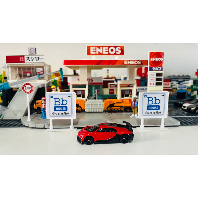 set-box-model-tomica-premium-50th-anniversary-bugatti-chiron-pur-sport-red-limited-edition-acrylic-collectin-box