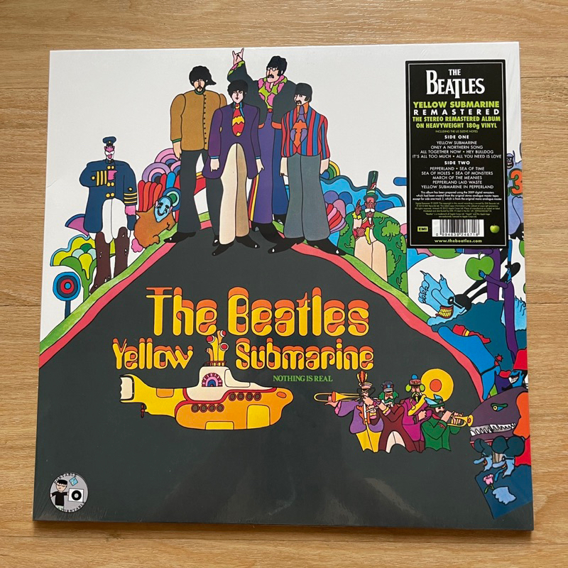 Record Storage Crate & The Beatles - Yellow Submarine - Vinyl Album Bundle main image 1