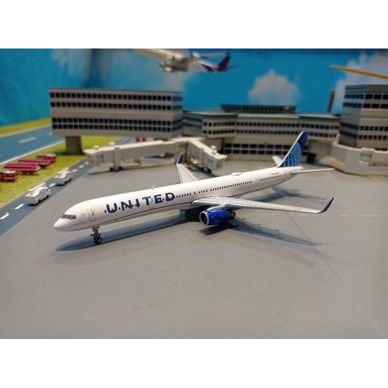 Gemini Jets Delta B757-300 N584NW – G2DAL497, Maquette Avion Occasion