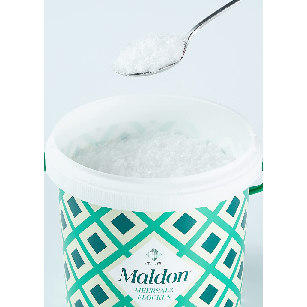 maldon-sea-salt-in-bucket-เกลือมาลดอน-เกลือทะเล-แบบกระป๋องพลาสติก-1-4-kg-เกลือทะเลชนิดเกล็ดจาก-อังกฤษ