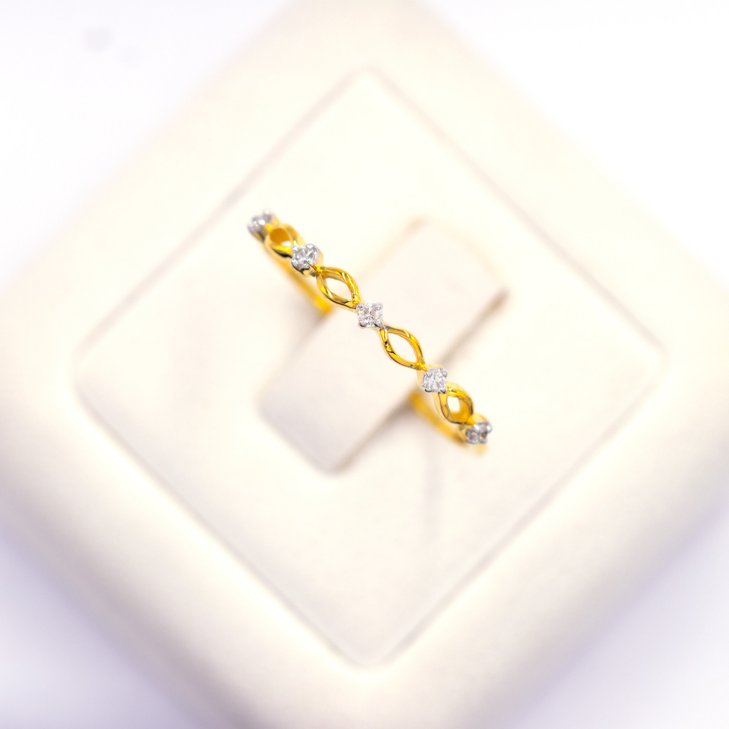 แหวนเพชร5เม็ด-สลับมาคี-แหวนเพชร-แหวนทองเพชรแท้-ทองแท้-37-5-9k-me028