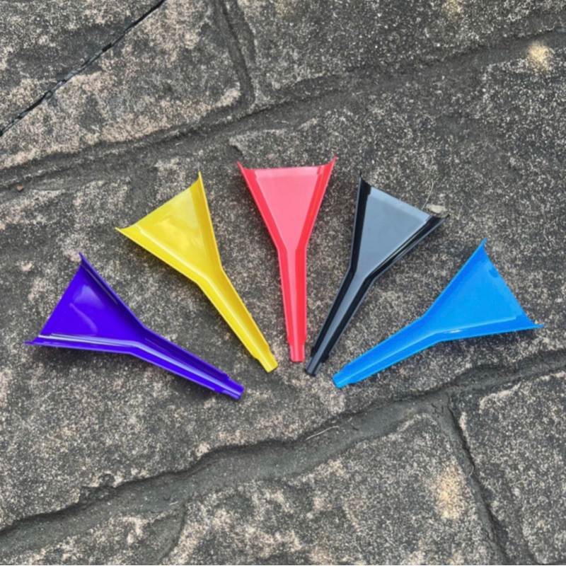 plastic-cone-loader-cone-funnel-random-color