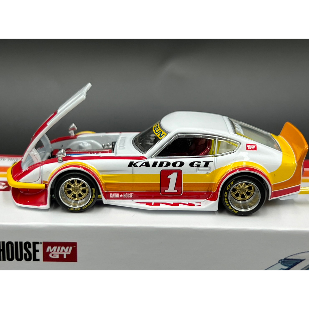 kaido-house-x-mini-gt-datsun-kaido-fairlady-z-kaido-gt-v1