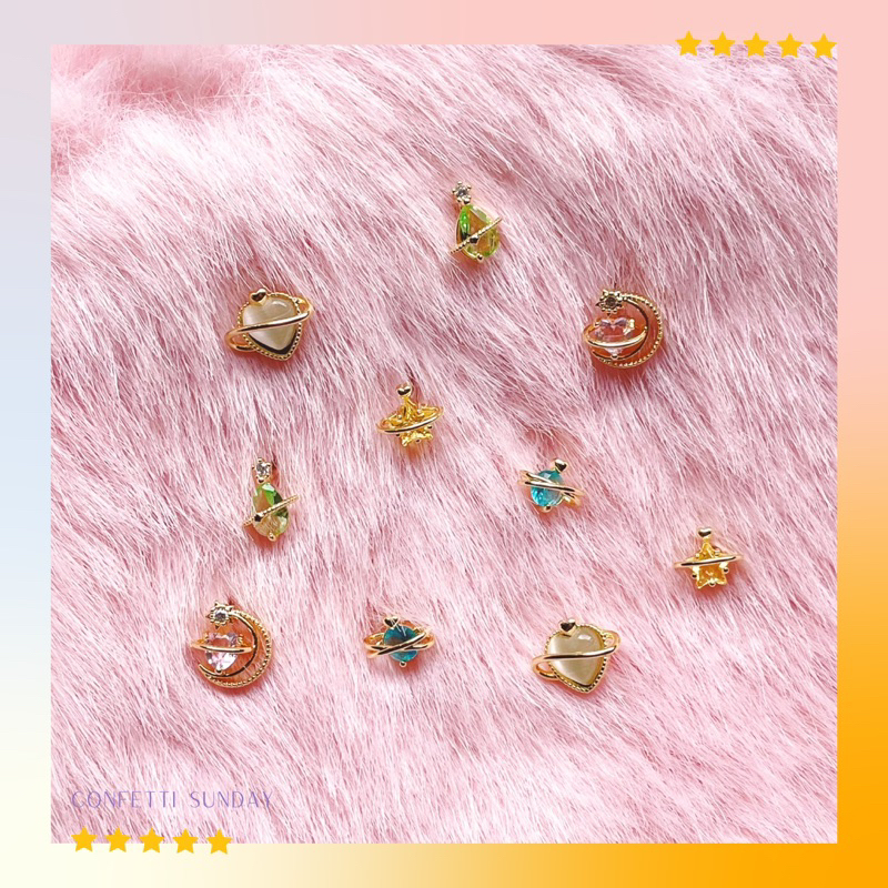 confetti-sunday-galaxy-of-love-studs-earrings