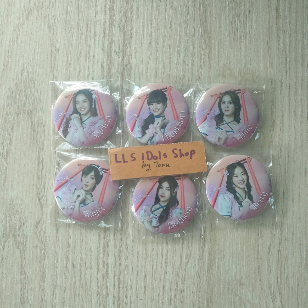 bnk48-badge-เข็มกลัด-14th-single-สัญญานะ