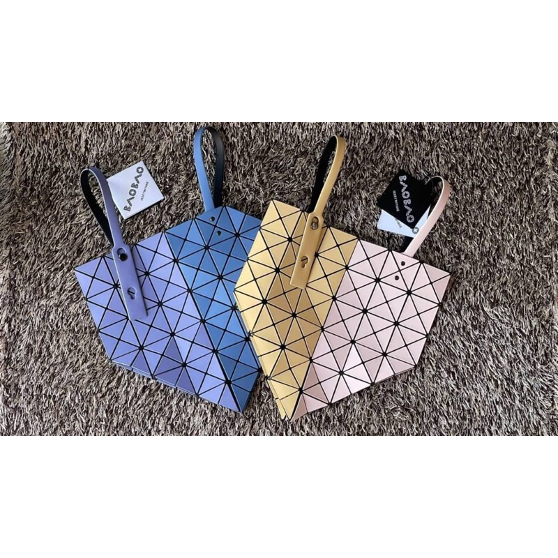 bao-bao-issey-miyake-lucent-double-color-6x6