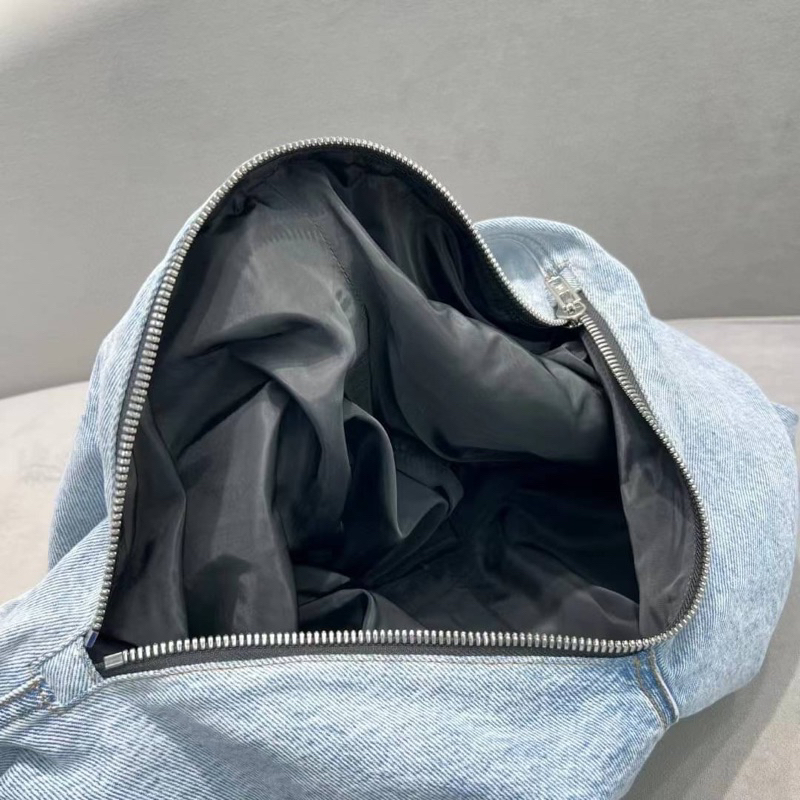 กระเป๋าสะพายข้างผู้หญิง-pocket-jean-bag-งานสุดสลับเเท้