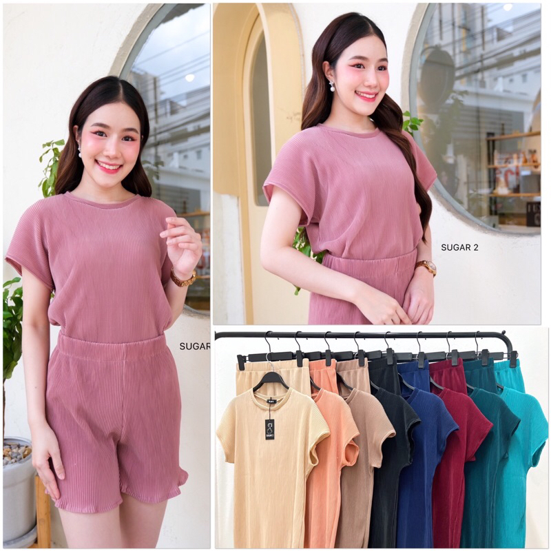 ชุดเซต2ชิ้นผ้าอัดพลีท-เสื้อแขนล้ำ-กางเกงขาสั้น-สาวอวบใส่ได้