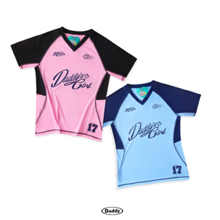 DADDY | Jersey Daddys Girl เสื้อกีฬา คอวี สกรีนแนวสปอร์ต สีชมพู สีฟ้า