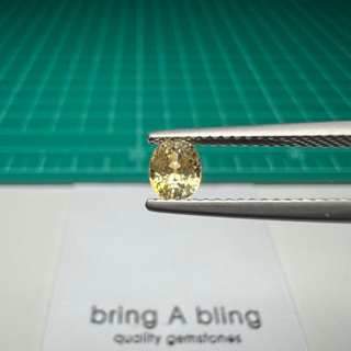 บุษราคัม (yellow sapphire) 0.57 ct (5.18x4.2x3.34)มม พลอยสีเหลืองสวย ใสสะอาด