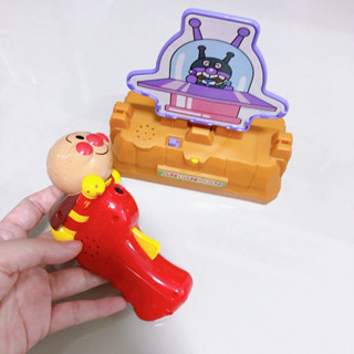 ส่งต่อ : ของเล่นอันปังแมน ปืนยิงไบคิ้นให้ล้ม Anpanman