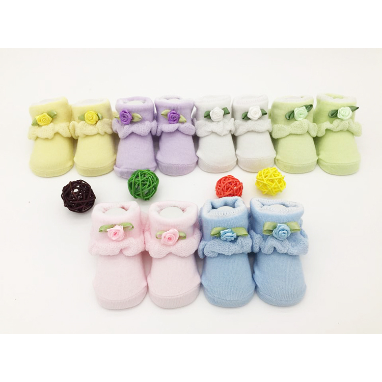 babyonline-y059-j4ถุงเท้าผ้าฝ้ายแต่งระบายสีพื้นแบบนุ่มสำหรับเด็ก