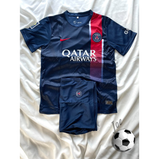 ภาพหน้าปกสินค้าชุดบอล PSG (Blue) เสื้อบอลและกางเกงบอลผู้ชาย ปี 2023-2024 ใหม่ล่าสุด ซึ่งคุณอาจชอบสินค้านี้