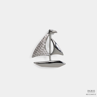Silver Sailboat Sparkle Brooch-เข็มกลัดเรือใบสีเงิน