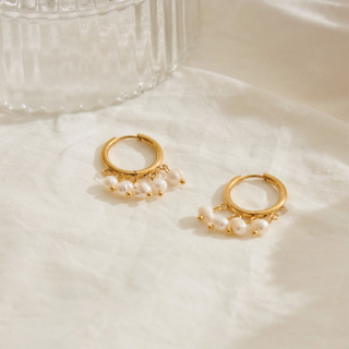 ASHIRA (18k gold plated)  pearls earrings ต่างหูห่วงแต่งชาร์มไข่มุกน้ำจืด ต่างหูไข่มุก มุกแท้ ต่างหูสแตนเลส ต่างหูน่ารัก