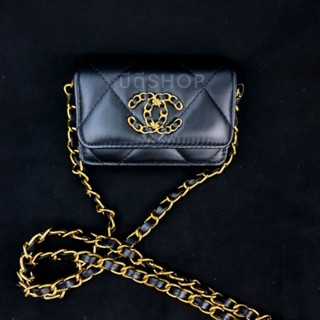 กระเป๋า CHANELL 19 FLAP COIN PURSE WITH CHAIN