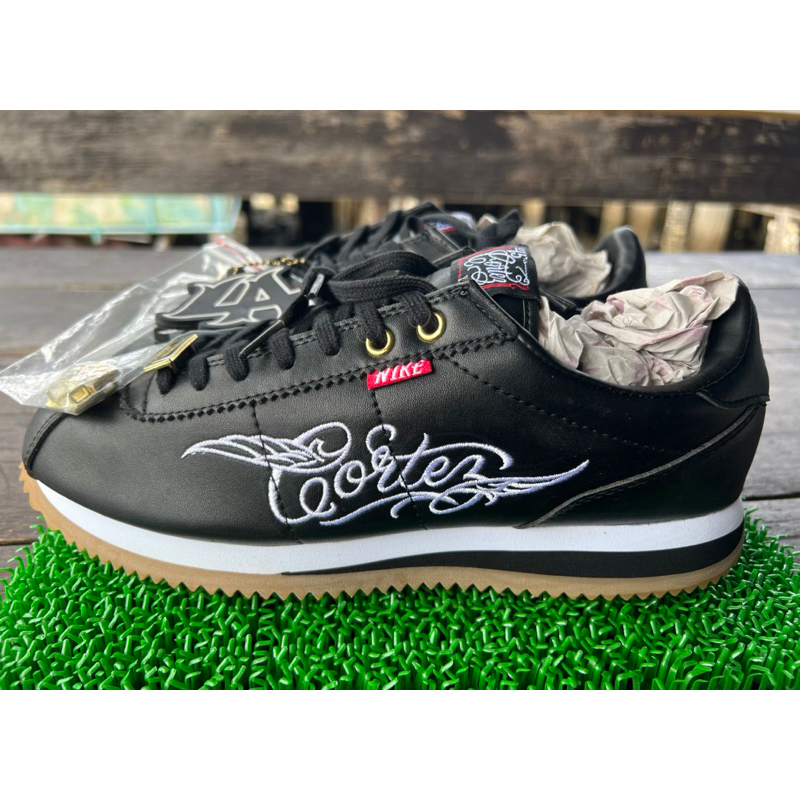 nike cortez mr cartoon