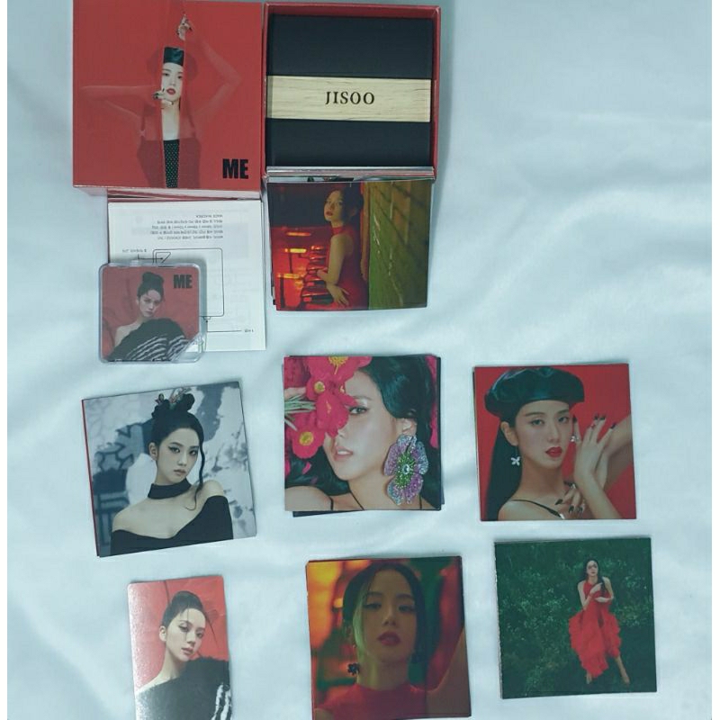 อัลบั้มเปล่าjisoo-first-single-album-me-kit-ver