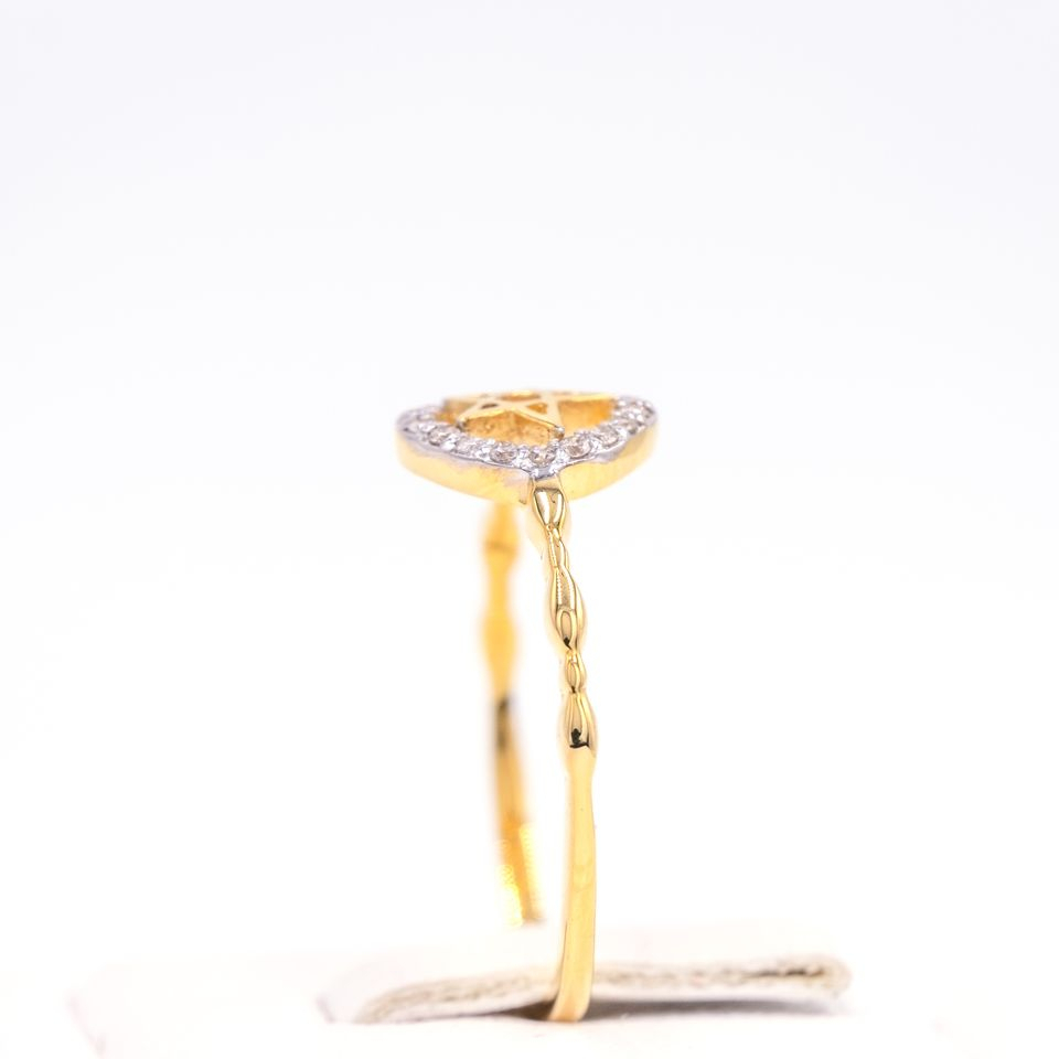 แหวนดาวฝังเพชรล้อม-เป็นวงกลมสวยๆ-แหวนเพชร-แหวนทองเพชรแท้-ทองแท้-37-5-9k-me875