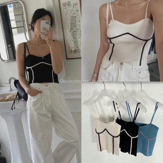 2tone strappy tank top🖤(300฿ฟรีส่ง) เกาหลีเกาใจมากค่าา เสื้อสายเดี่ยว ผ้าไหมพรมทอร่อง ทรงครอปสวยพอดีตัว เนื้อนุ่ม valen