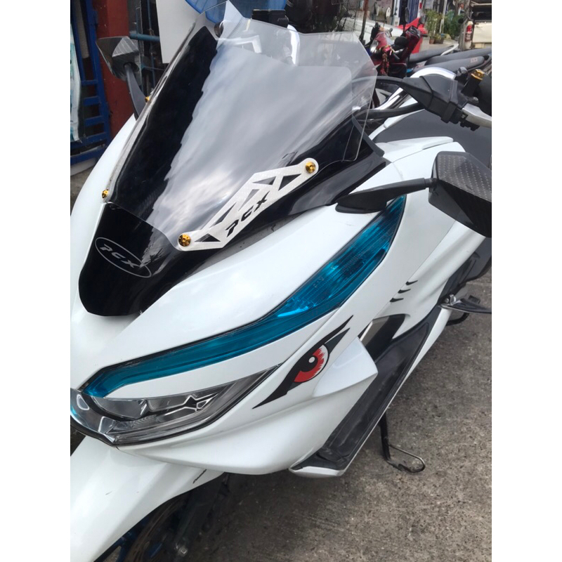 ชิวหน้าpcx150ปี18-20ใส่ได้เลยครับผม