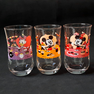 แก้ว  Mickey , Minnie ,Daisy Duck  แก้วน้ำ มิกกี้ มินนี่ เดซี่ดัํก งานสะสมของแท้  มือ 2 งานคาร์แรคเตอร์สไตล์ญี่ปุ่น 🎏🎌