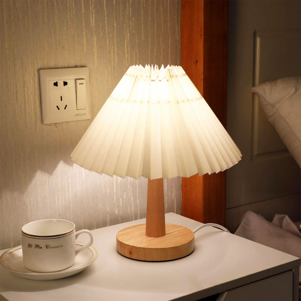 โคมไฟ-โคมไฟหัวเตียง-มินิมอล-โคมไฟตั้งโต๊ะ-alizaamallฟย้อนยุคผ้า-การปรับสี-3-สี-โคมไฟข้างเตียงร่ม-bedside-lamp-aliza