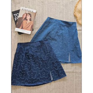 Blossom Skirt  Jeans 🩵🍪  กระโปรง ทรงเอ แต่งผ่าหน้า สม็อคหลังสาวอวบ