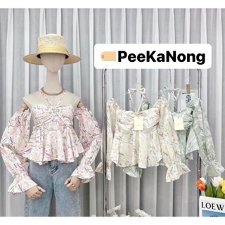 ‼️Sale‼️ล้างสต็อค PeeKaNong เสื้อเกาะอก ต่อแขน ภาพงานจริง เสื้อผ้าผู้หญิง