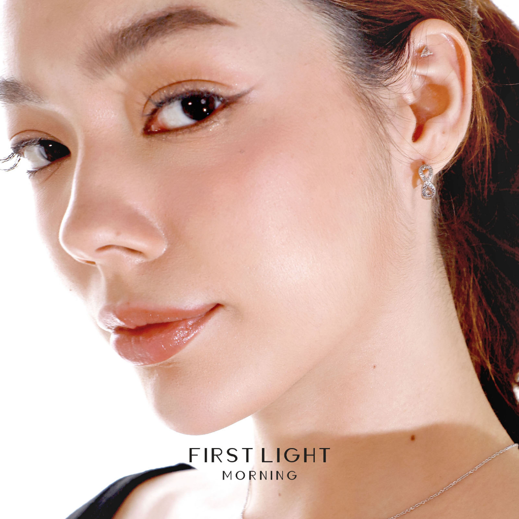 first-light-morning-infinity-earrings-ต่างหูเงินแท้-silver-925-ชุบทองคำขาวประดับคริสตัล-ต่างหูห่วง