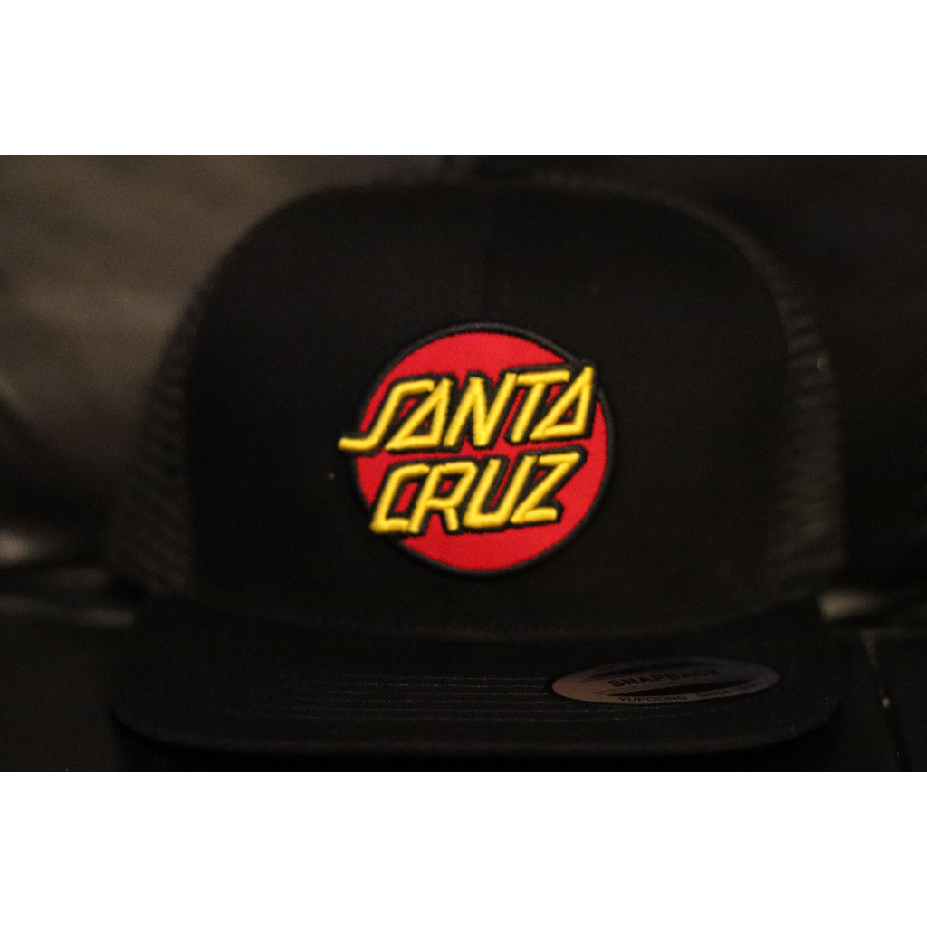 พร้อมส่งจาก-หมวกhiphopsnapback-ตาข่ายดำโลโก้ปัก-skate-santa-cruz