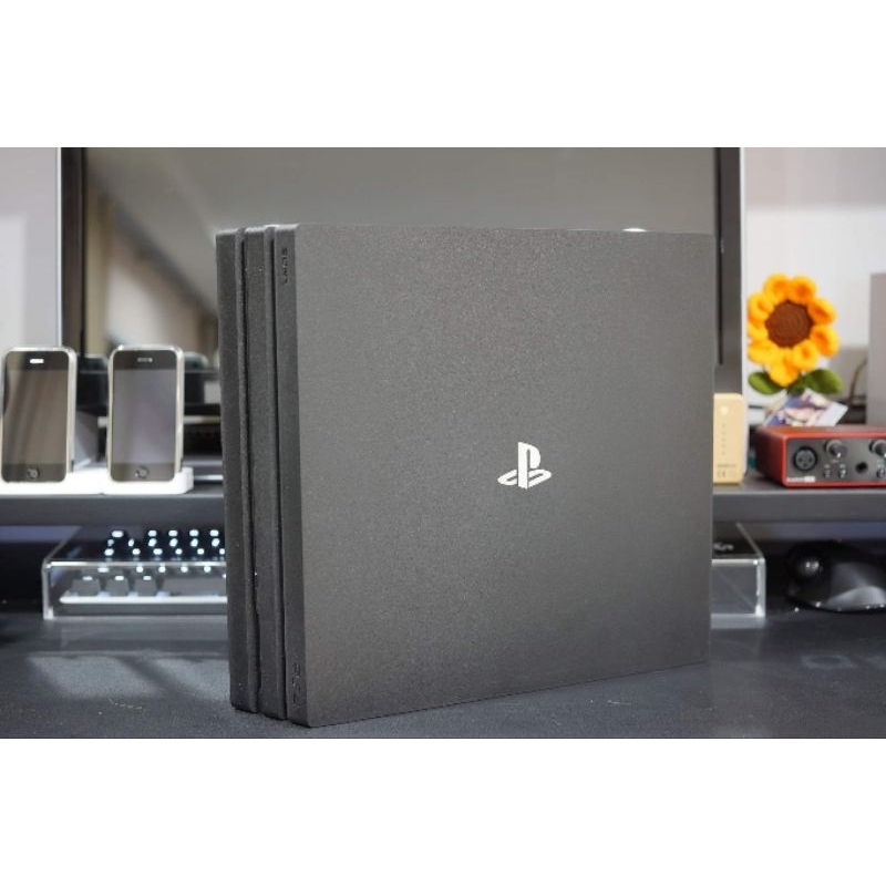 sony-playstation-4-1tb-cuh-7218b-มือสอง-สภาพสวย-แทบไม่ได้เล่น