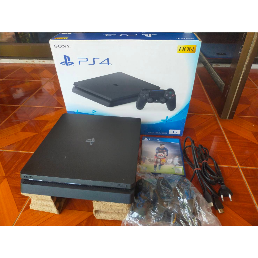 เครื่อง-ps4-slim-ความจุ-500-gb-และ-1-tb-เล่่นแผ่นแท้-สภาพดี-ใช้งานได้ปกติ-อุปกรณ์ครบชุดพร้อมเล่น