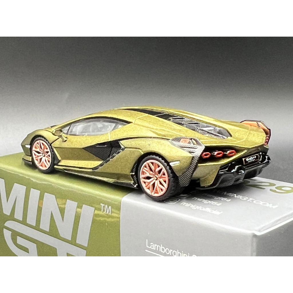 minigt-lamborghini-si-n-fkp-37-presentation