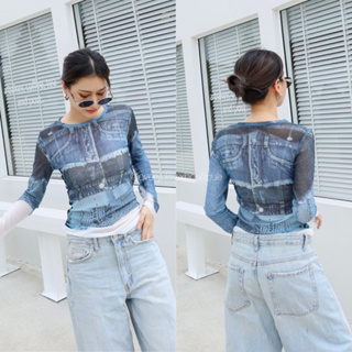 NEW IN!! Denim printed top💙(350฿ฟรีส่ง) เสื้อผ้าmesh ลายยีนส์ มาแรงมากกก ผ้ามุ้งยืดหยุ่น เนื้อนิ่ม ใส่สบายค่ะ ซีทรุ glam