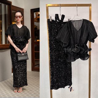 Code : 8008-3 ชุดอัดพลีทสีดำ เสื้อกับกระโปรงดำ งานป้าย Vshop