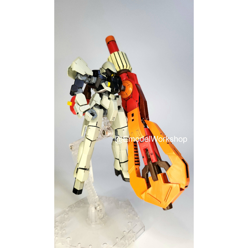Dainsleif kit from IBO Gundam อาวุธเสริมกันพลา ซี่รี่ iron blooded