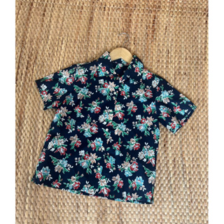 Cotton shirt แขนสั้น ลายสวยดอกไม้  อก 38 ยาว 22 • Code : 283(4)