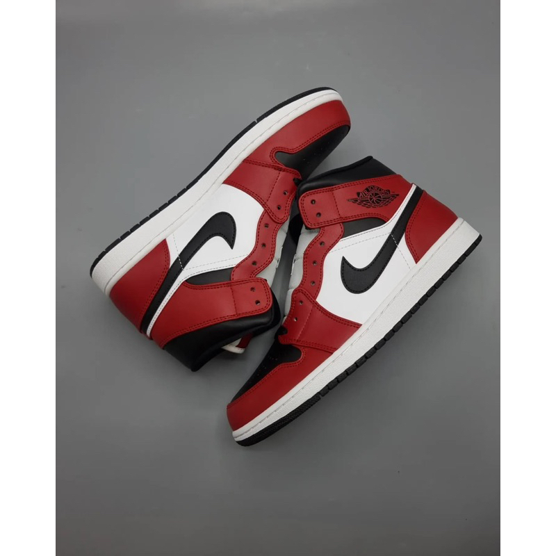 aj1 chicago toe