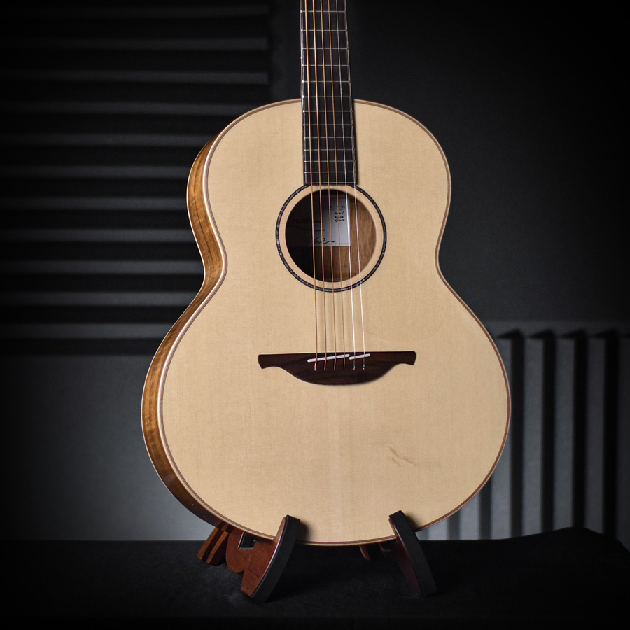 กีต้าร์โปร่ง-lowden-f-35-aaaa-alpine-spruce-aaaa-koa-กีตาร์-acoustic-guitar-กีตาร์โปร่ง