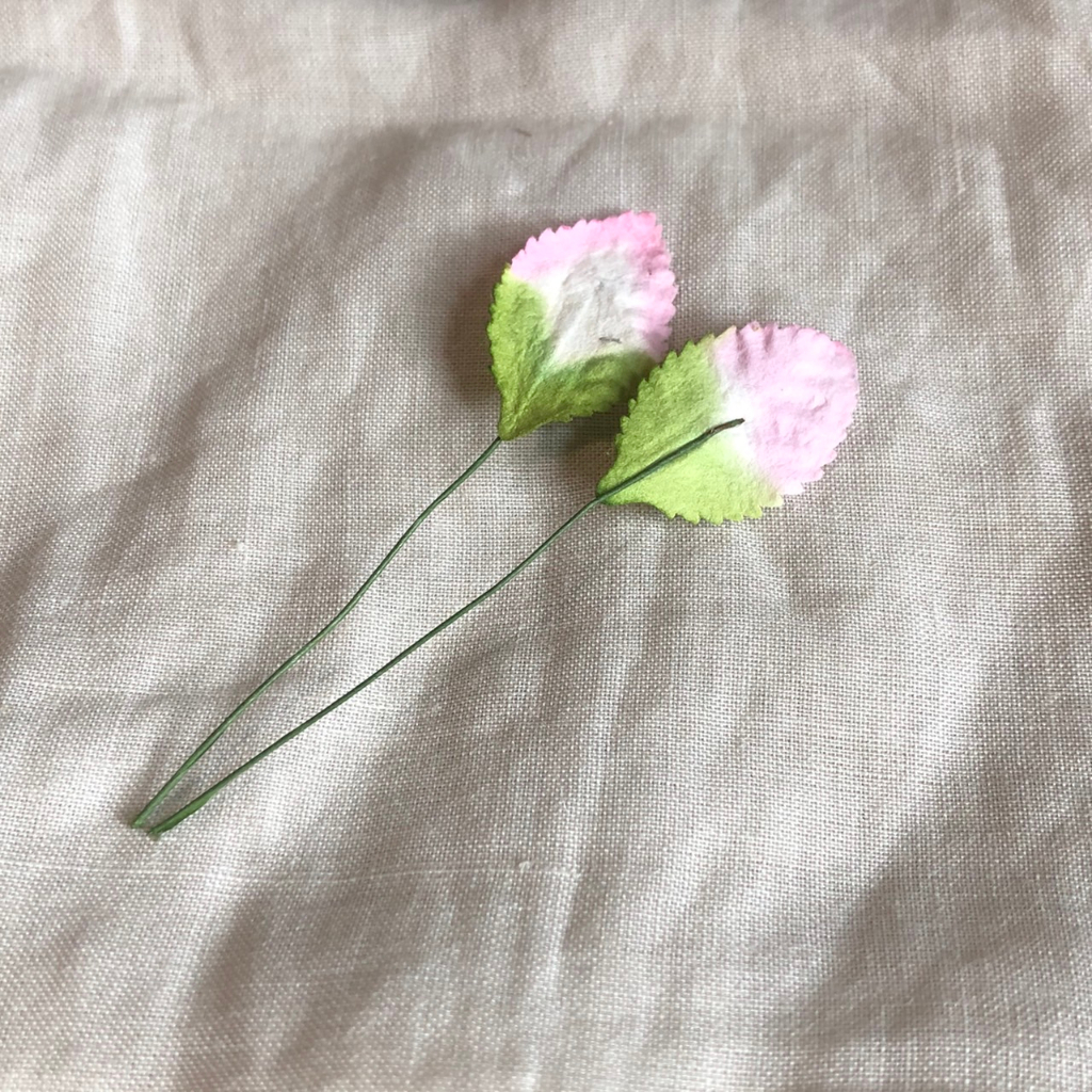 ใบไม้ไล่สีสีชมพูเขียว-50-ชิ้น-ติดก้านลวด-ดอกไม้ประดิษฐ์สำหรับงานฝีมือและตกแต่ง-l03