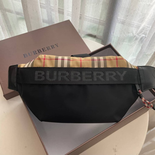 BURBERRY FRAGRANCES BELT BAG VIP GIFT WITH PURCHASE (GWP)