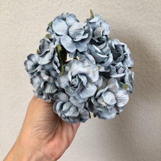 ดอกไม้กระดาษสากุหลาบสีฟ้าเทา ขนาดใหญ่ 13 ชิ้น ดอกไม้ประดิษฐ์สำหรับงานฝีมือและตกแต่ง พร้อมส่ง F53