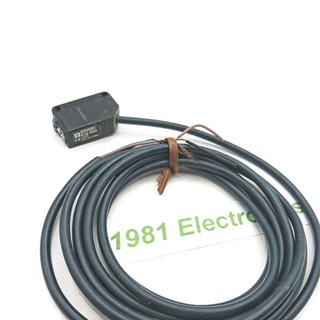 E3Z-D82 OMRON  Photoelectrics sensor ระยะจับ 100CM ชนิด PNP