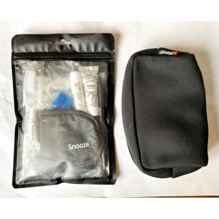 travel amenity kit pack✈️ชุดคิทเดินทาง กระเป๋าเครื่องสำอางเล็ก หมอนลม ผ้าปิดตา ที่อุดหู ลิปมัน ครีมทามือ ปากกาทิชชูเปียก