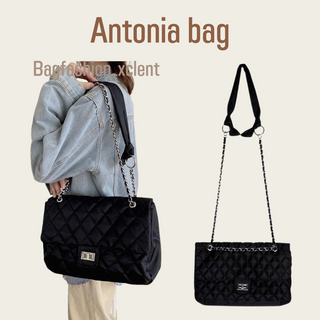 [พร้อมส่ง] กระเป๋า Antonia bag กระเป๋าผ้าไนลอน สายโซ่ใบใหญ่ ใส่ของได้เยอะมาก ใส่ Ipad ได้สบายๆ สะพายแล้วเกาหลีเกาใจ