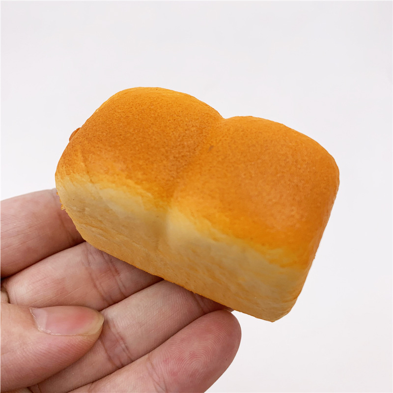 april-6-5cm-ขนาดเล็ก-ขนมปังสร้างสรรค์-ของเล่นบีบอัด-สกุชชี่-squishy-bread-คลายเครียด